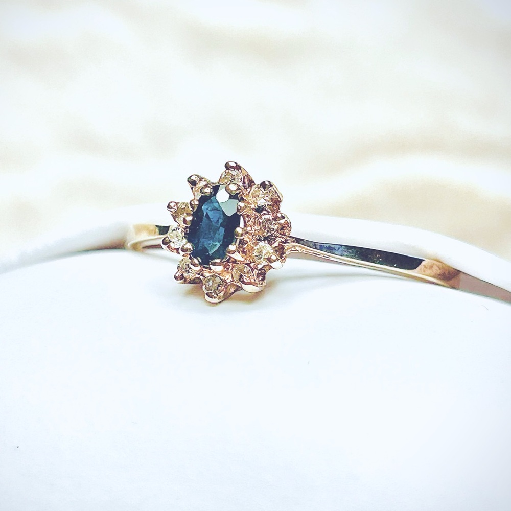 14K Solid Gold Sapphire Diamond Cluster Anniversary Ring